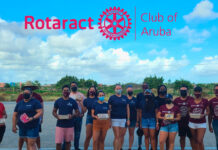ROTARACT CONTENTO CU E APOYO PA NAN BAKE SALE