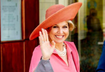 REINA MÁXIMA TA INICIA JUNI DEN UN OUTFIT VIBRANTE