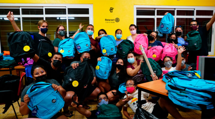 ROTARACT CLUB OF ARUBA A TENE NAN ‘PACKING NIGHT’