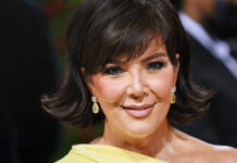 KRIS JENNER CU E LOOK DI FIRST LADY NA MET GALA 2022