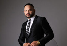 ROBERTO AVALO TA CONTENTO CU SU CAMBIO