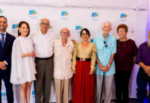 TA RINDI HONOR NA TUR EX-DIRECTOR DI ARUBA TOURISM BUREAU Y ARUBA TOURISM AUTHORITY