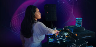 JENNIFER BECERRA: “DJ-ING A DRENTA DEN MI BIDA COMO ALGO SPONTANEO”