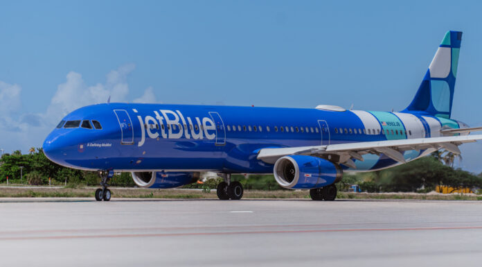 AAA Y A.T.A. TA CELEBRA 20 AÑA DI VUELO DIRECTO DI JETBLUE ENTRE NEW YORK Y ARUBA